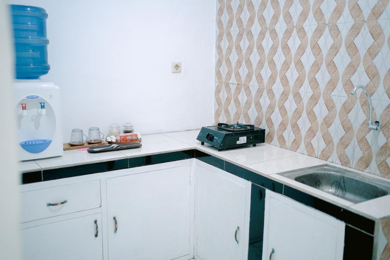 Getrudis Guesthouse Labuan Bajo Eksteriør bilde
