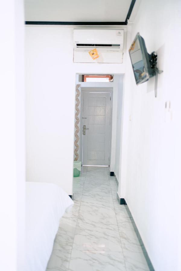Getrudis Guesthouse Labuan Bajo Eksteriør bilde